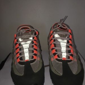 Air Max 95 OG Neutral Olive Total Orange